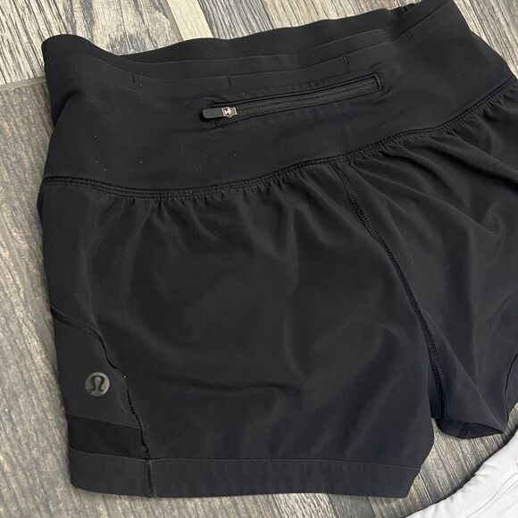 🔥 Lot of 2 - LULULEMON Double Lined Work Out Gym Running Shorts Women Sz 6 - EU - Picture 11 of 13